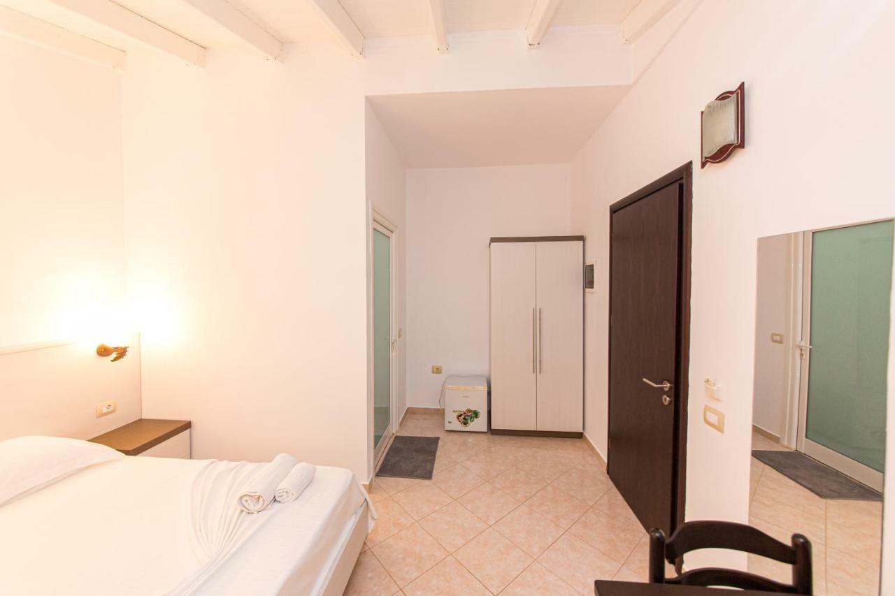 Hotel Mariksel Ksamil Dış mekan fotoğraf